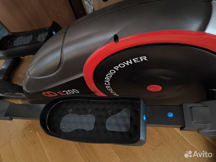 Эллиптический тренажер Cardiopower e200