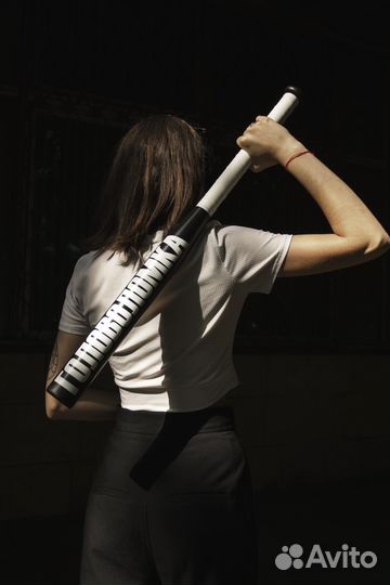 Сувенирная бейсбольная бита с надписью