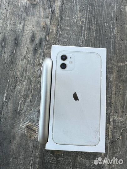 iPhone 11, 64 ГБ