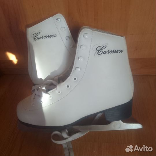 Коньки фигурные