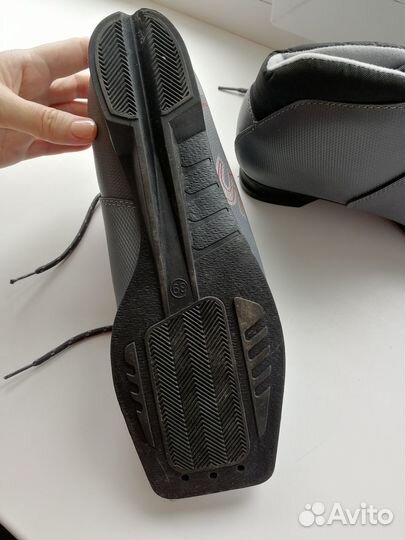 Лыжный ботинки