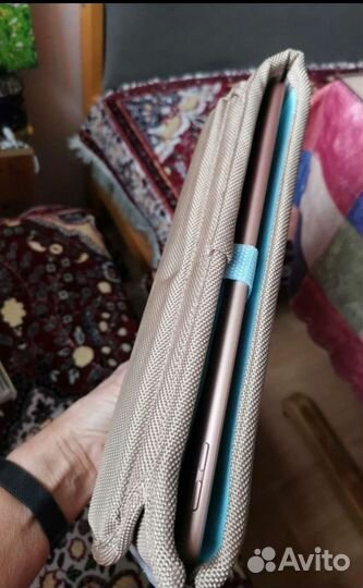 Защитный чехол для планшета