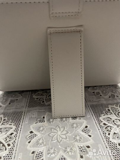 Держатель корпуса для смартфона и планшета