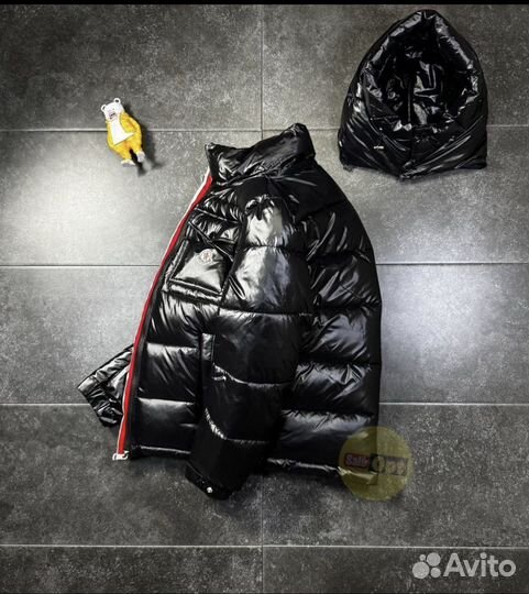Куртка пуховик монклер