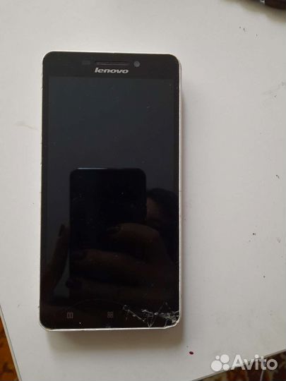 Телефон Lenovo
