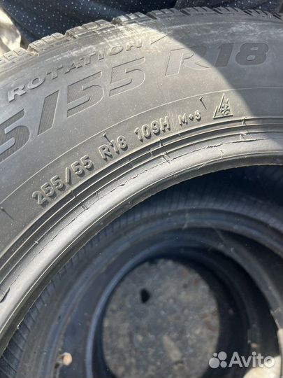 Pirelli Ice Zero SUV 255/50 R18