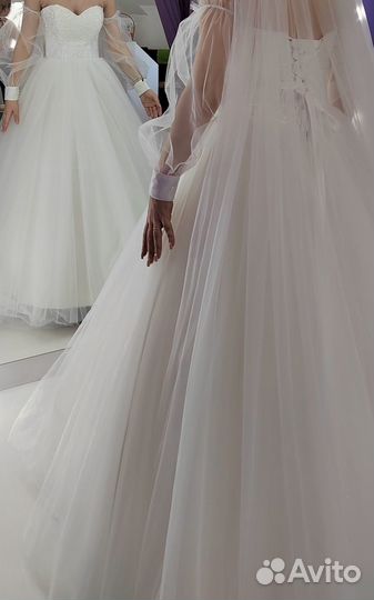 Свадебное платье