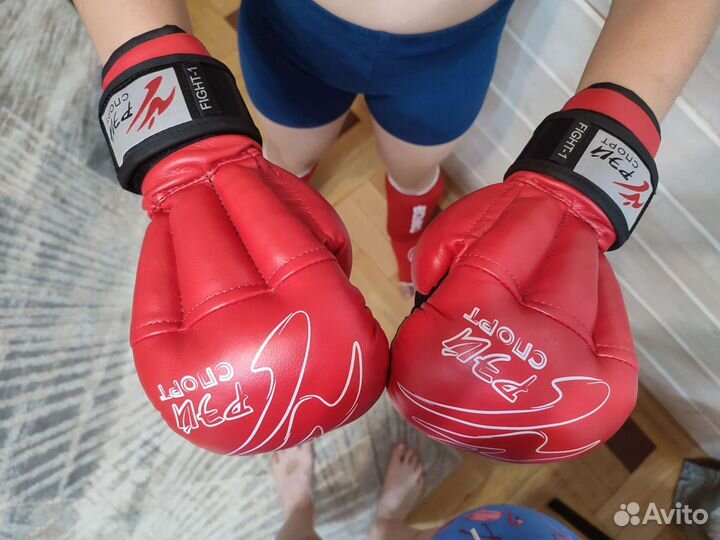 Боксерские перчатки 8 oz
