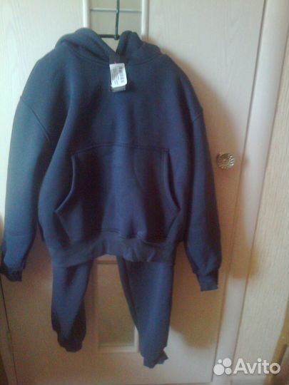 Спортивный костюм новый
