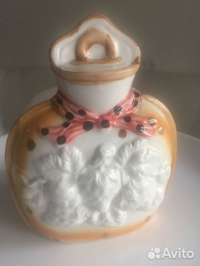 Салфетница фарфоровая