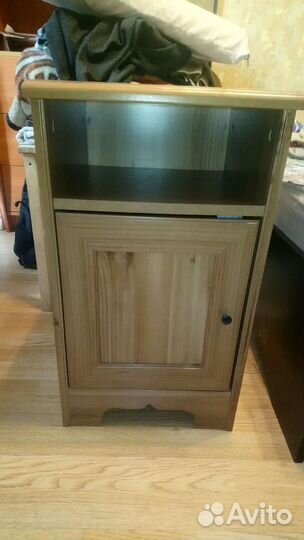 Тумба прикроватная