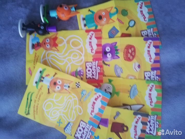 Фигурки три кота