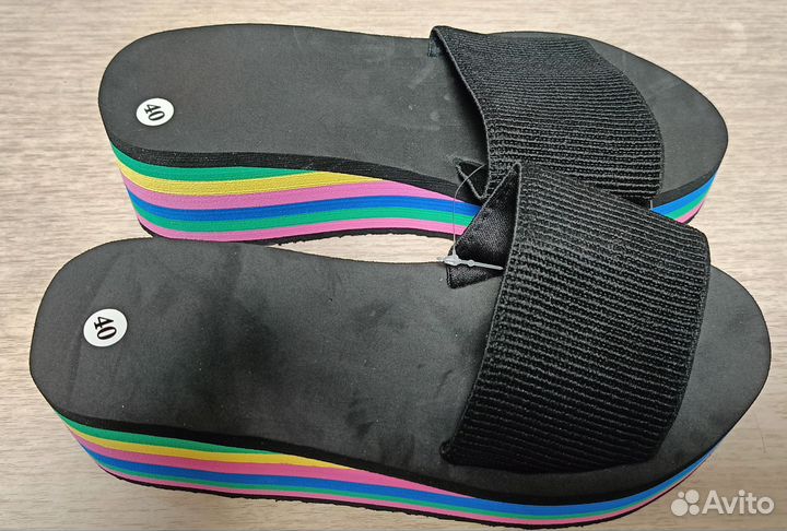 Шлепанцы женские