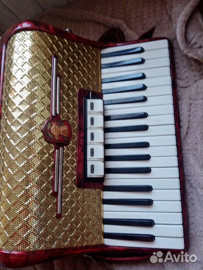 Аккордеон weltmeister 3/ 4