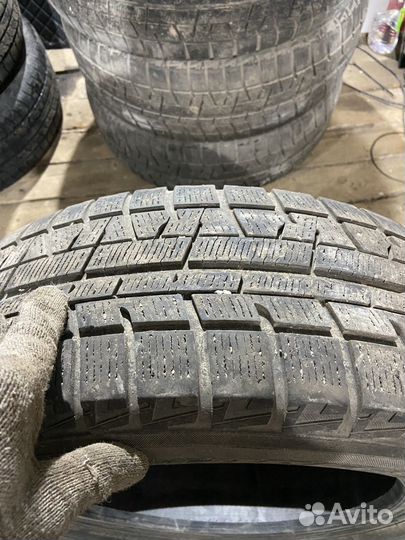 Yokohama Ice Guard IG50 215/65 R16