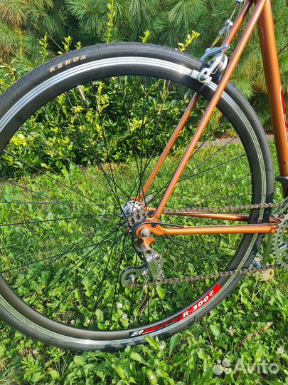 Шоссейный велосипед старт шоссе