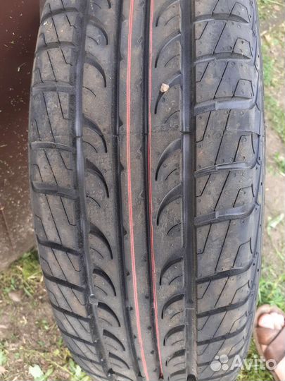 Tunga Zodiak 2 195/65 R15