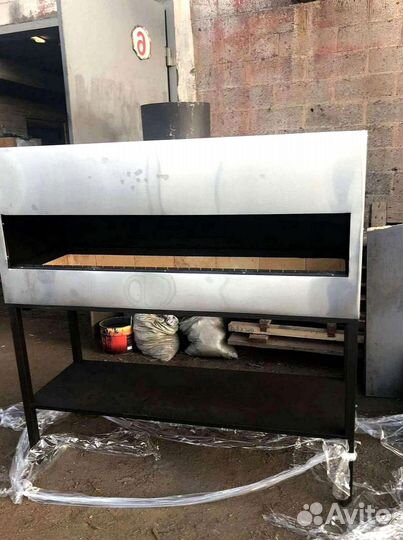 Мангал с дымоотведением Закрытый