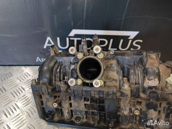 Впускной коллектор Opel Corsa C Z12XE