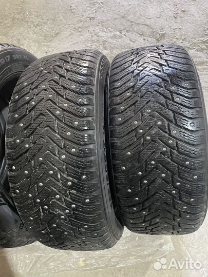 Nokian Tyres Hakkapeliitta 8 225/50 R17
