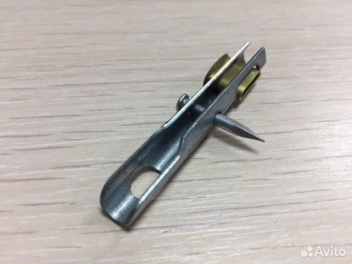 Наконечник троса тента прицепа d6мм, таможенный