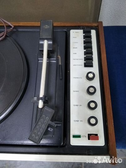 Проигрыватель винила Рондо 204 стерео