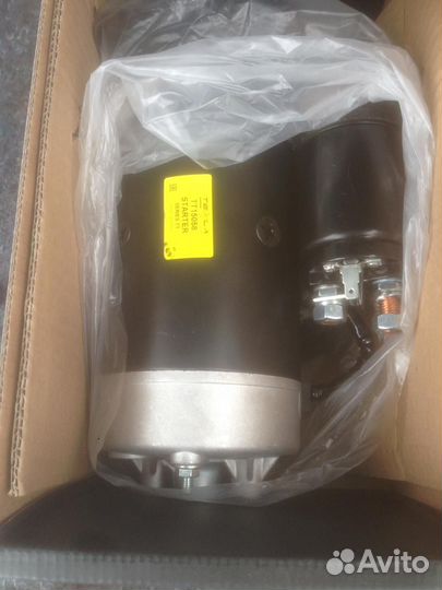 Стартер Hitachi ZX250H-5G