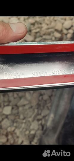 Молдинг капота Ford Focus 2