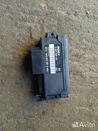 Блок управления Audi 100 С3 445 1986 0227400134
