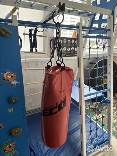 Боксерская груша настенная