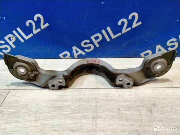 Крепление редуктора Bmw 318I E46 N46B20A 11/2004