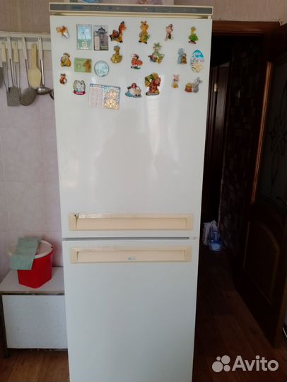 Холодильник бу Стинол