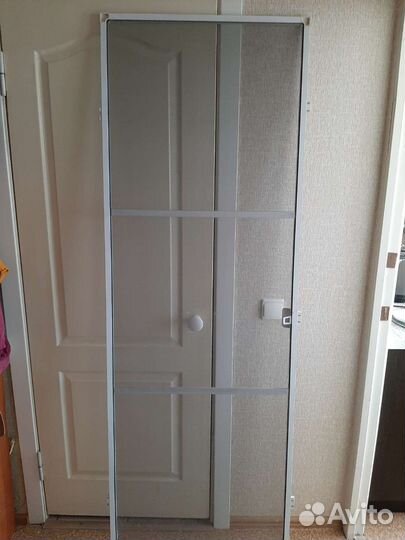 Москитная сетка на балконную дверь