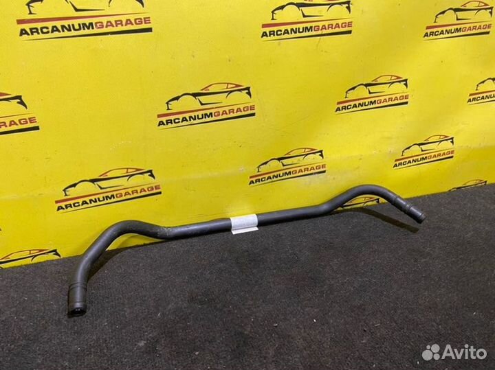Патрубок охлаждения Mercedes 211 W211 OM642.920