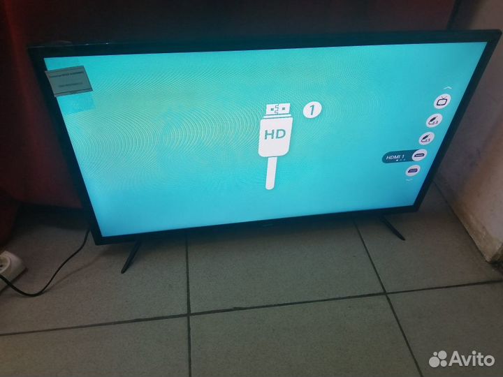 Телевизор dexp H32E8000Q