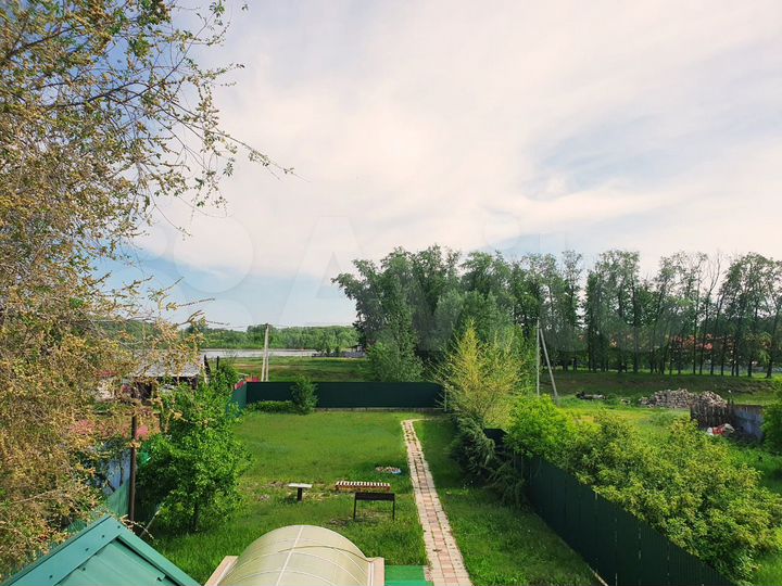 Коттедж 127 м² на участке 8,5 сот.