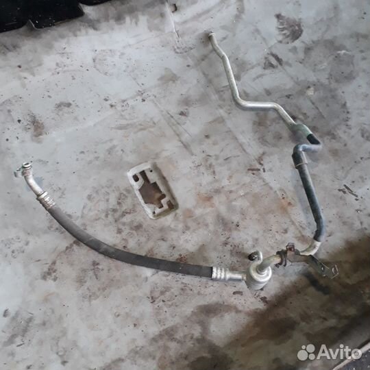 Трубки кондиционера Шкода Октавия тур (А4U1) VW