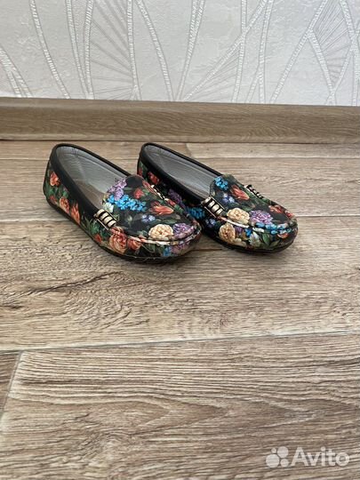 Туфли для девочки