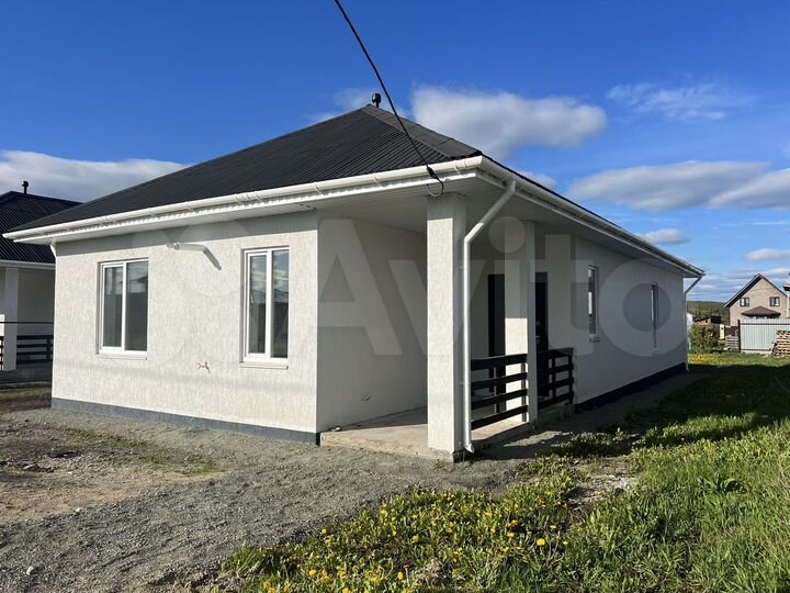 Коттедж 115 м² на участке 8 сот.