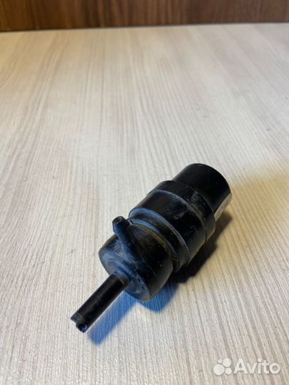 Насос омывателя LADA Granta 11186 2016