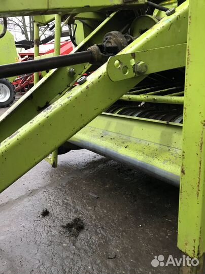 Пресс-подборщик Claas Rollant 46, 1993