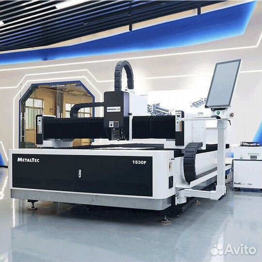 Оптоволоконный лазерный станок 1530 F (1500W)