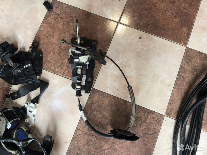 Селектор акпп,оригинал Renault Fluence 1