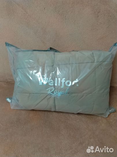 Пуховик женский