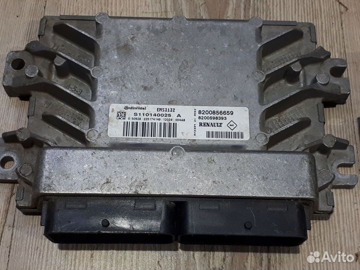 Эбу комплект Renault sandero