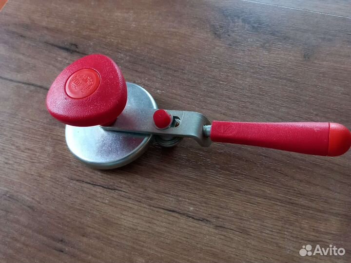 Закаточная машинка