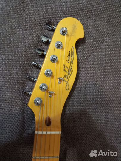 Электрогитара J&D Thinline