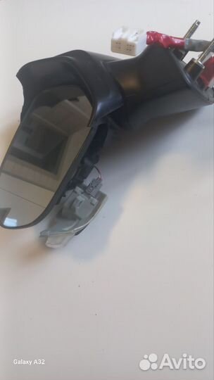 Зеркало заднего вида на toyota camry 70 левое