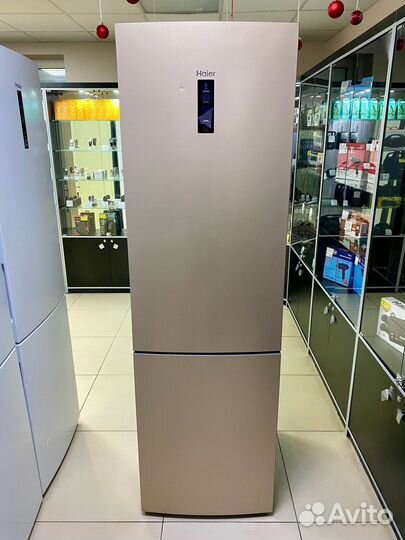 Холодильник Haier C2F637CGG