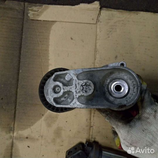 Механический натяжитель ремня бмв 5 Ф10
